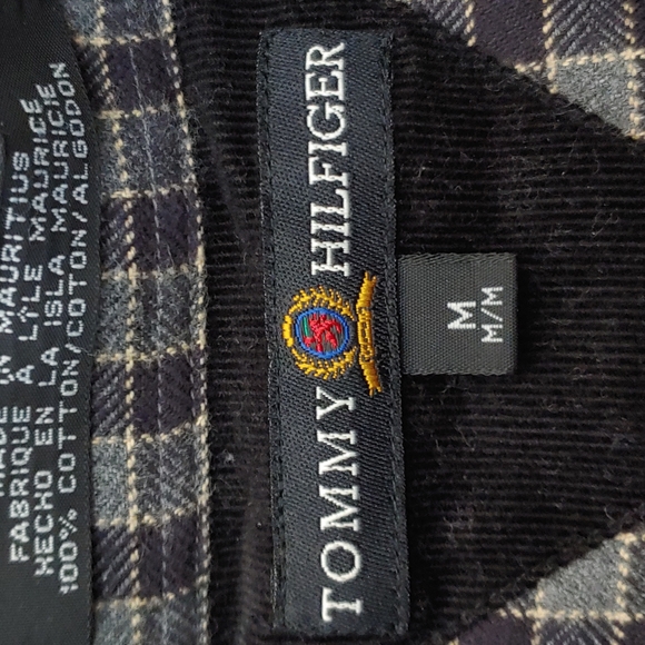 Tommy Hilfiger Men's Size Medium Plaid Button Down - Picture 6 of 7